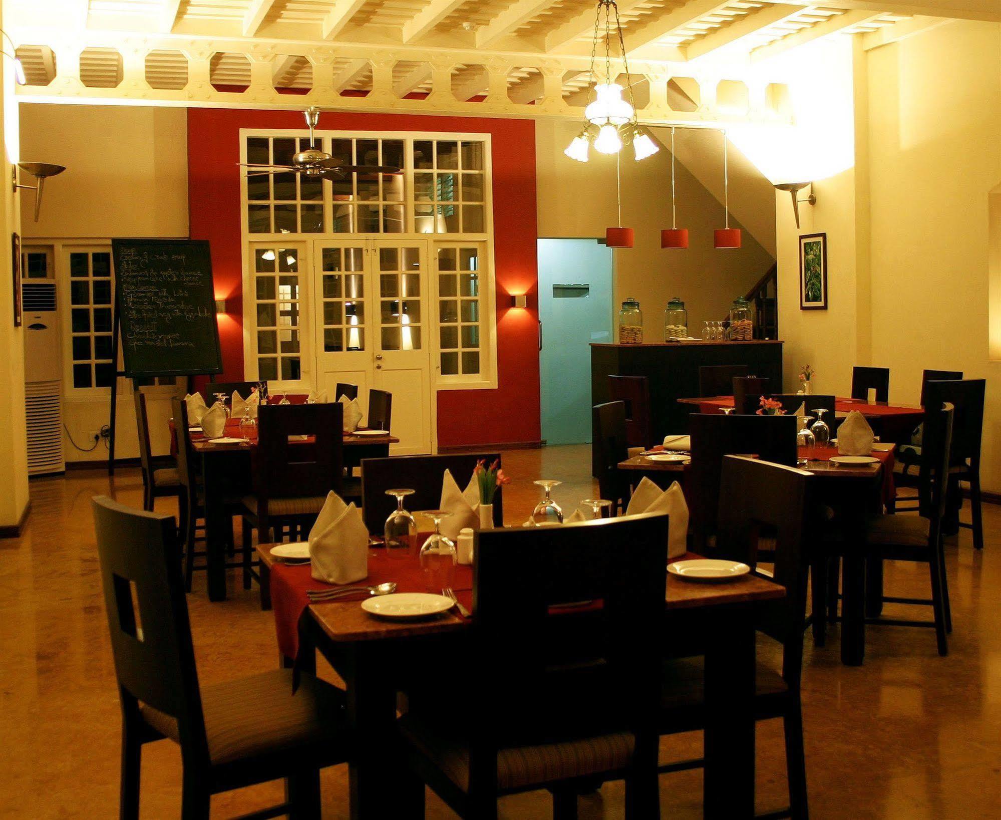 Kochi Tea Bungalow מסעדה תמונה